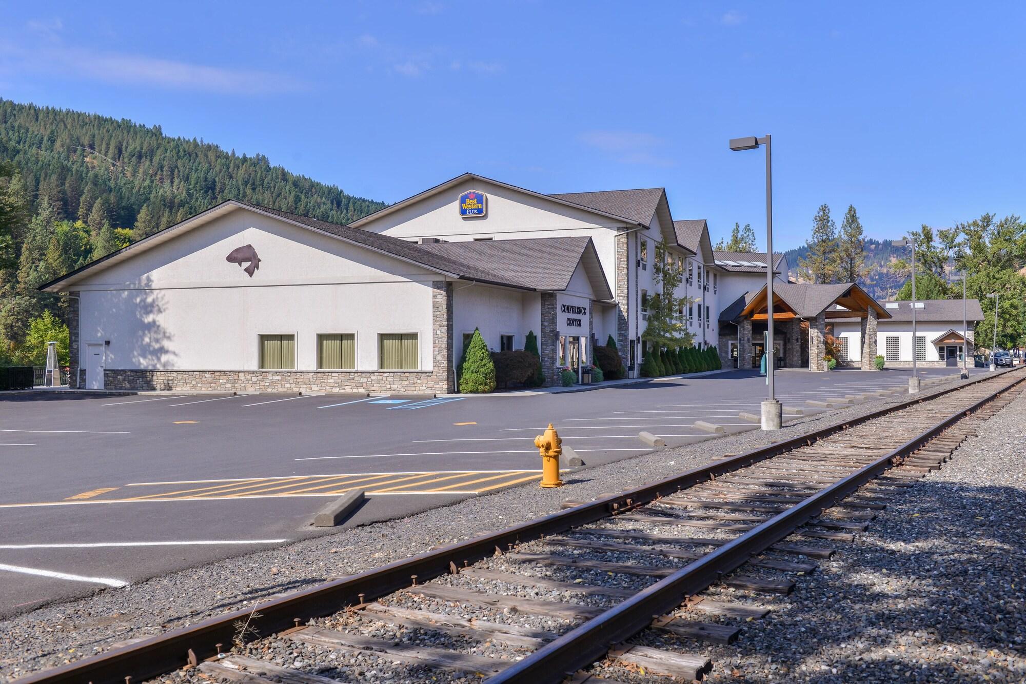Best Western Lodge At River'S Edge Orofino Экстерьер фото