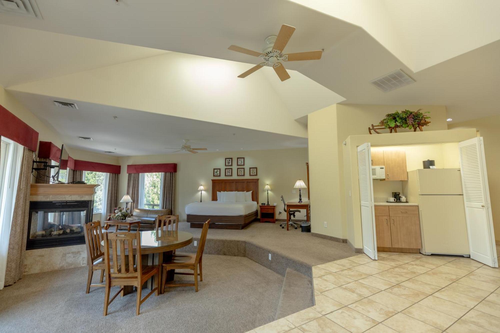 Best Western Lodge At River'S Edge Orofino Экстерьер фото